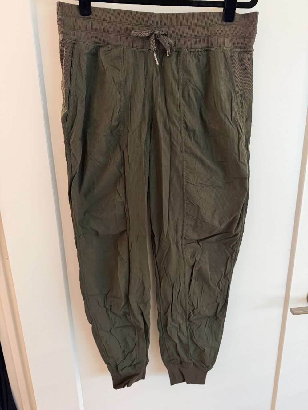 Lululemon Dance Studio Mid-Rise Jogger Full Length Dark Olive Size 10